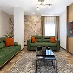 Baymari Life Hotel