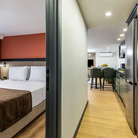 호텔 Baymari Life 4*